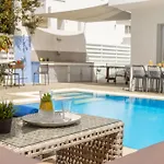Vila Fig Tree Bay Residences 3-jacuzzi-hotub -pool Protaras