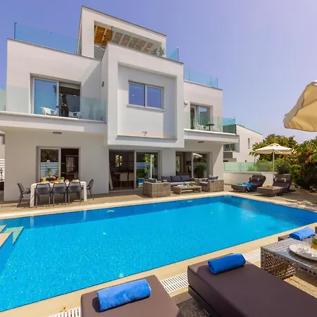 וילה Fig Tree Bay Residences 3-jacuzzi-hotub -pool פרוטאראס