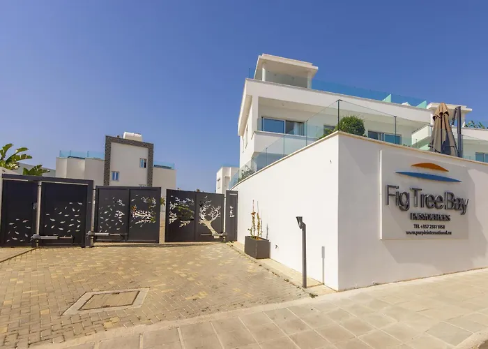 Villa Fig Tree Bay Residences 3-jacuzzi-hotub -pool Protaras