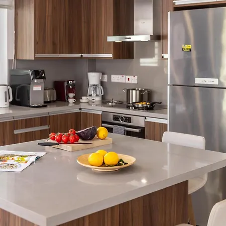 Fig Tree Bay Residences 3-jacuzzi-hotub -pool