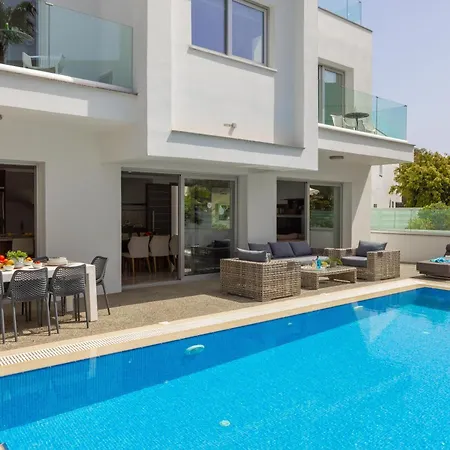 Fig Tree Bay Residences 3