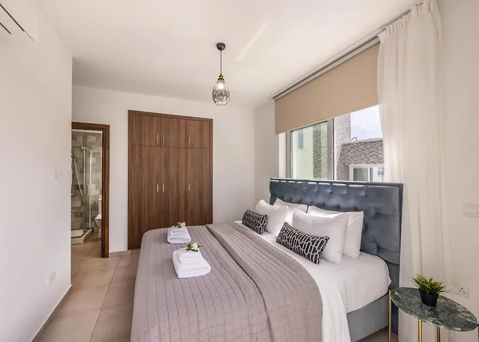 Fig Tree Bay Residences 3-jacuzzi-hotub -pool