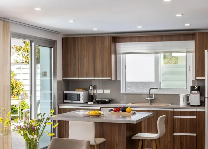 Fig Tree Bay Residences 3-jacuzzi-hotub -pool