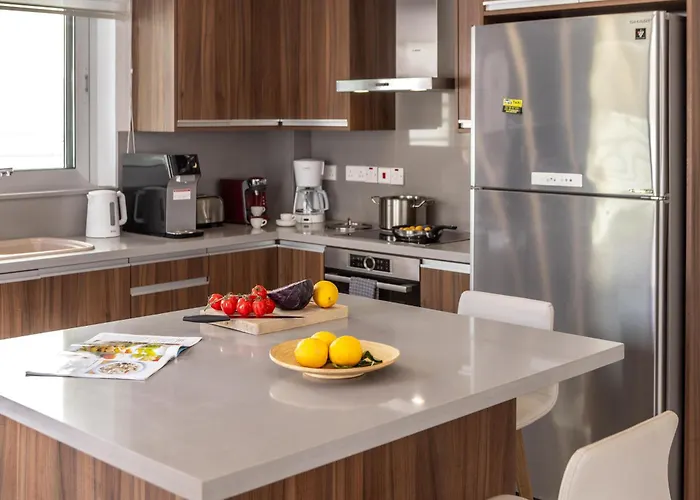 Fig Tree Bay Residences 3-jacuzzi-hotub -pool