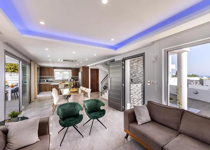 빌라 Fig Tree Bay Residences 3-jacuzzi-hotub -pool 프로타라스